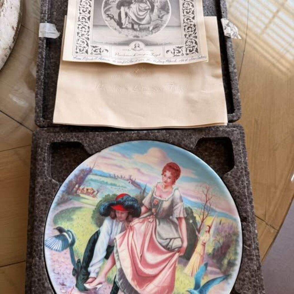Vintage 1983 Limoges-Turgot “Cendrillon” Cinderella Limited Edition Plate by And